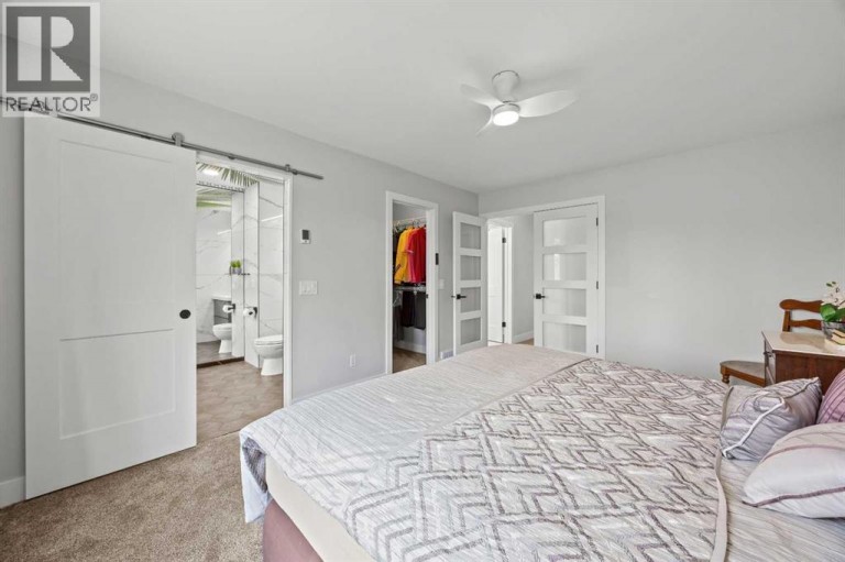 260 Riverside Mews SE, Calgary, Alberta, T2C3Y8