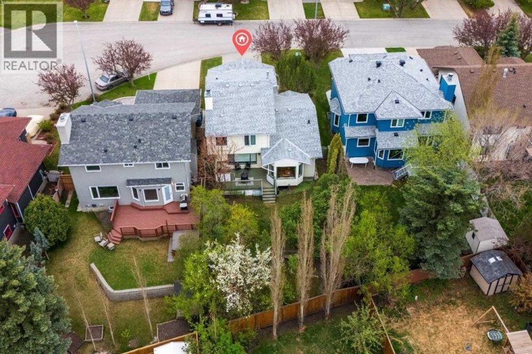 260 Riverside Mews SE, Calgary, Alberta, T2C3Y8