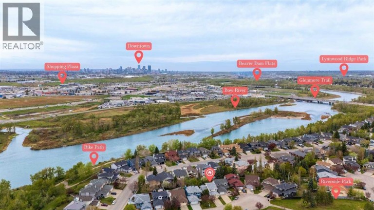 260 Riverside Mews SE, Calgary, Alberta, T2C3Y8