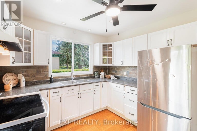 97 PARK ROAD S, Oshawa (Vanier), Ontario, L1J4G7