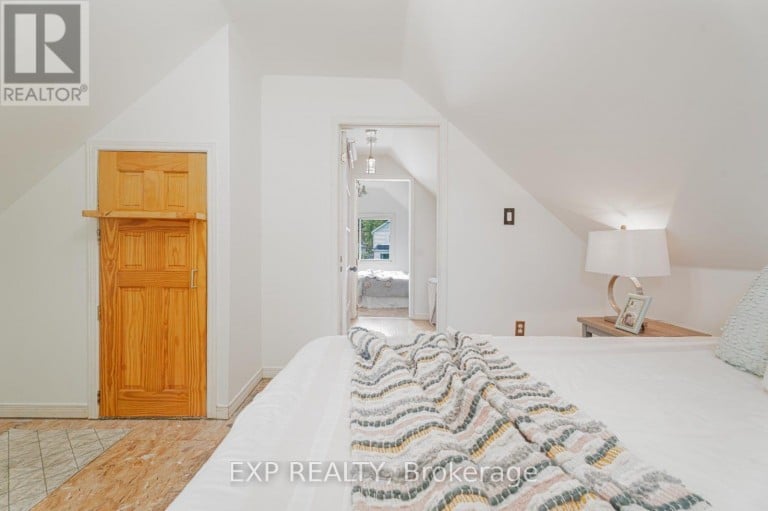 97 PARK ROAD S, Oshawa (Vanier), Ontario, L1J4G7