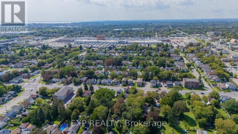 97 PARK ROAD S, Oshawa (Vanier), Ontario, L1J4G7