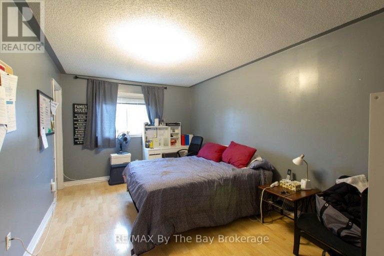 48 ROSE VALLEY WAY, Wasaga Beach, Ontario, L9Z3C4