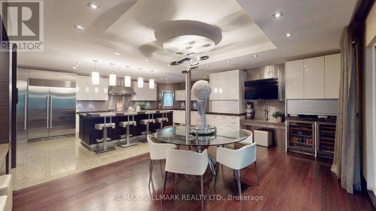 101 LONGVIEW CRESCENT, Vaughan (Islington Woods), Ontario, L4H1A9