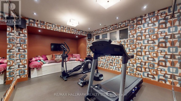 101 LONGVIEW CRESCENT, Vaughan (Islington Woods), Ontario, L4H1A9