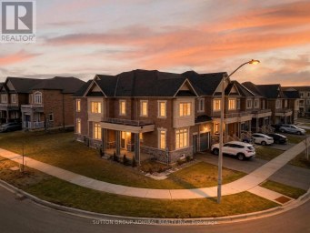 2237 GRAINGER LOOP Innisfil Ontario photo 2