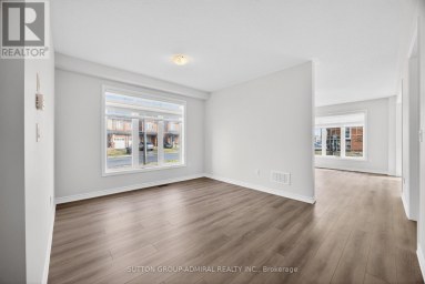 2237 GRAINGER LOOP Innisfil Ontario photo 9