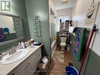 2 PARKVIEW COURT Brockton Ontario photo 4