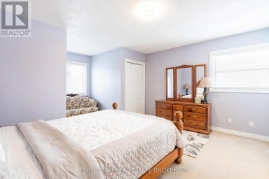 2104 NEWTON STREET Tay Ontario photo 22