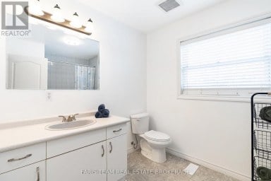 2104 NEWTON STREET Tay Ontario photo 29