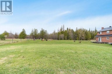 2104 NEWTON STREET Tay Ontario photo 36