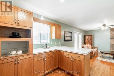 2104 NEWTON STREET Tay Ontario photo 8