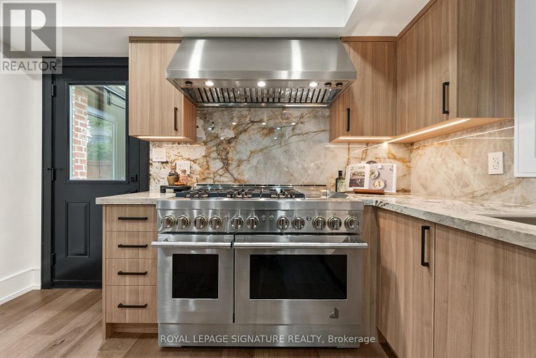 29 BLAKETON ROAD, Toronto (Islington-City Centre West), Ontario, M9B4W4