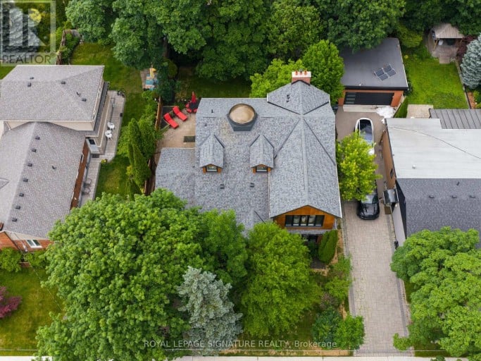 29 BLAKETON ROAD, Toronto (Islington-City Centre West), Ontario, M9B4W4