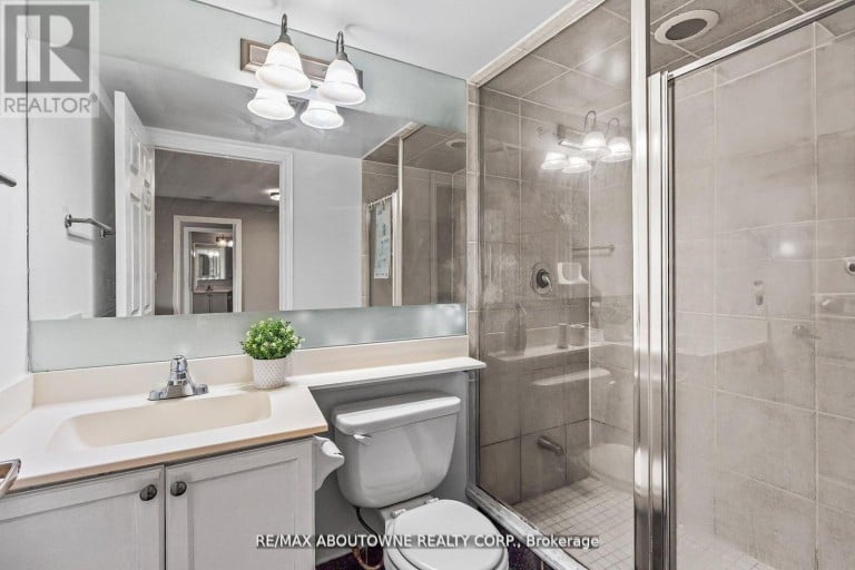 401 - 310 BURNHAMTHORPE ROAD W, Mississauga (City Centre), Ontario, L5B4P9