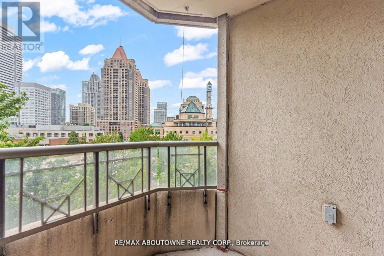 401 - 310 BURNHAMTHORPE ROAD W, Mississauga (City Centre), Ontario, L5B4P9
