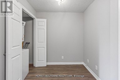 401 - 310 BURNHAMTHORPE ROAD W Mississauga (City Centre) Ontario photo 6