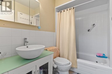 164 - 2170 BROMSGROVE ROAD Mississauga (Clarkson) Ontario photo 33