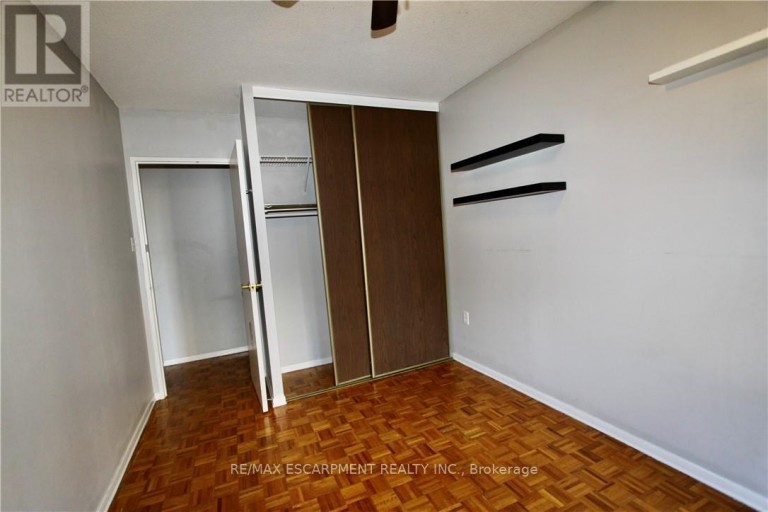 802 - 1964 MAIN STREET W, Hamilton (Ainslie Wood), Ontario, L8S1J5