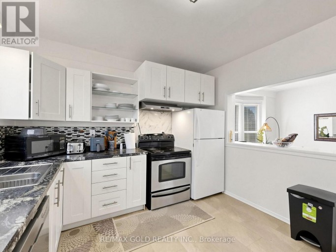 746 KING STREET W, Hamilton (Westdale), Ontario, L8S1J8