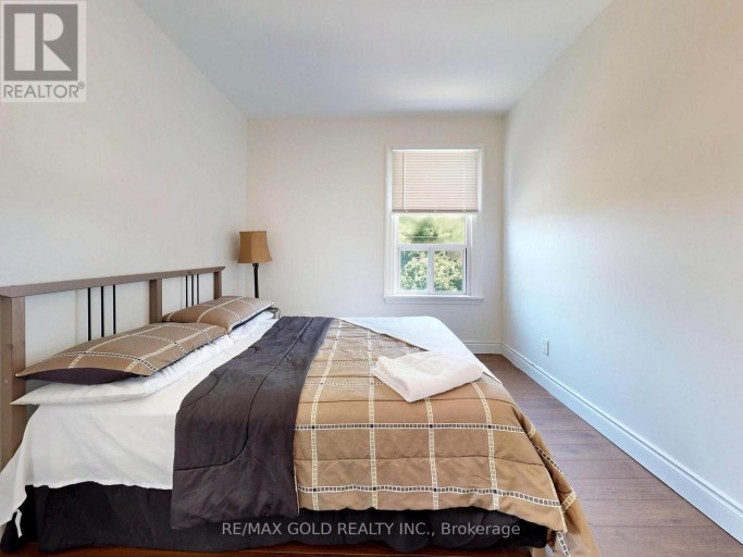 746 KING STREET W, Hamilton (Westdale), Ontario, L8S1J8