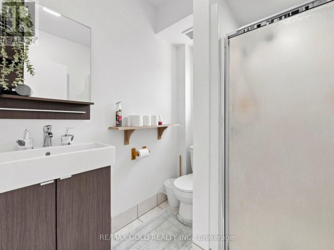 746 KING STREET W, Hamilton (Westdale), Ontario, L8S1J8