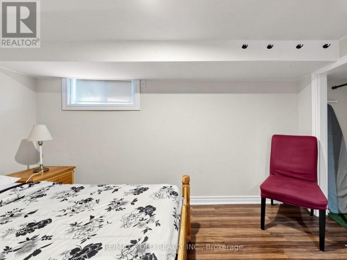 746 KING STREET W, Hamilton (Westdale), Ontario, L8S1J8