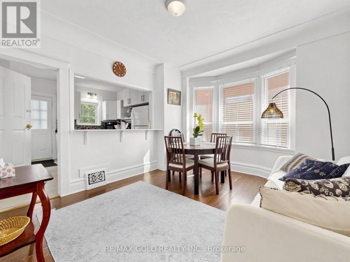 746 KING STREET W, Hamilton (Westdale), Ontario, L8S1J8
