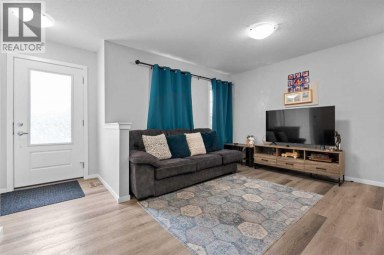 129 Yorkville Avenue SW Calgary Alberta photo 3