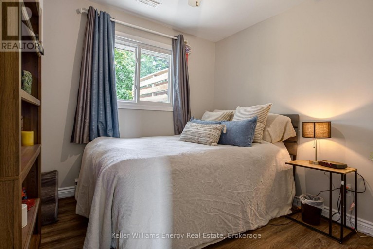 405 BERNHARD CRESCENT, Oshawa (O'Neill), Ontario, L1G2B7