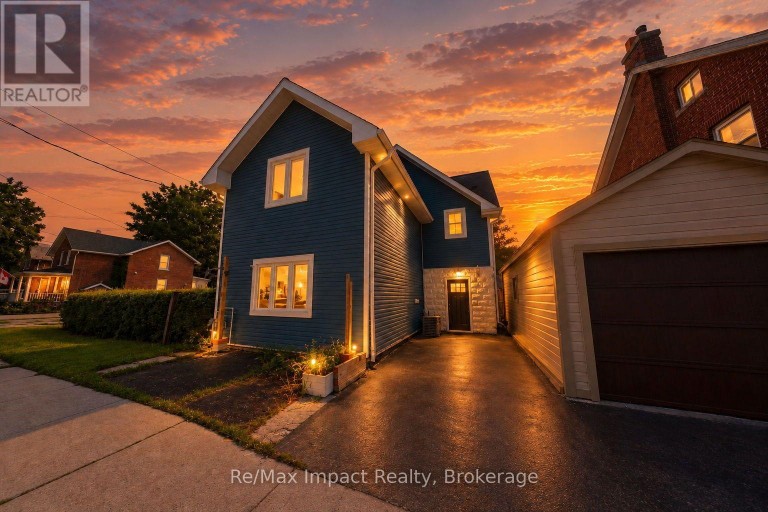 7 UNIVERSITY AVENUE E, Cobourg, Ontario, K9A1C6