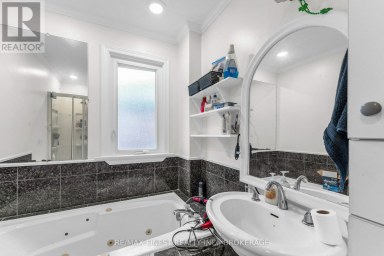 236 COLLINGWOOD STREET, Kingston (Central City East) Ontario