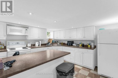 236 COLLINGWOOD STREET, Kingston (Central City East) Ontario
