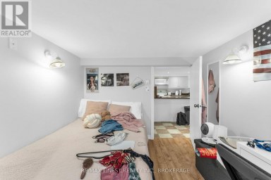 236 COLLINGWOOD STREET, Kingston (Central City East) Ontario