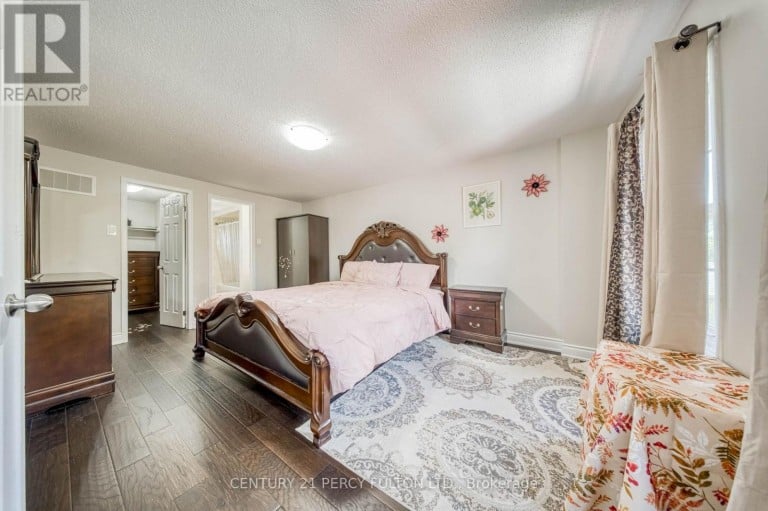 46 HEARNE CRESCENT, Ajax (Central), Ontario, L1T3P6