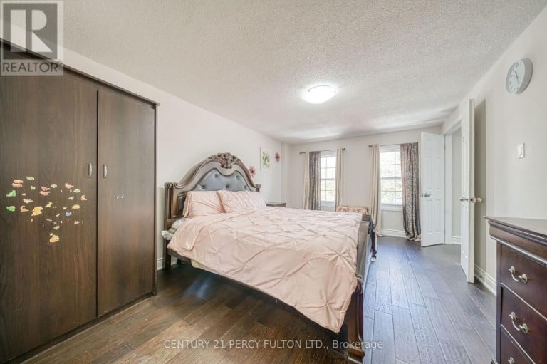46 HEARNE CRESCENT, Ajax (Central), Ontario, L1T3P6