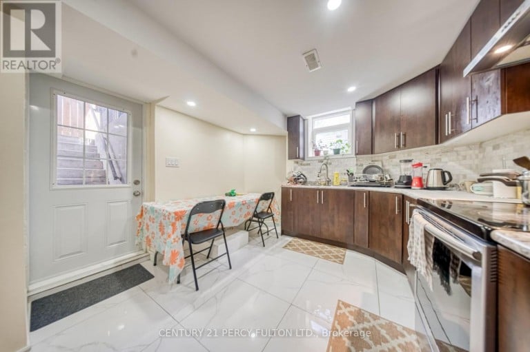 46 HEARNE CRESCENT, Ajax (Central), Ontario, L1T3P6
