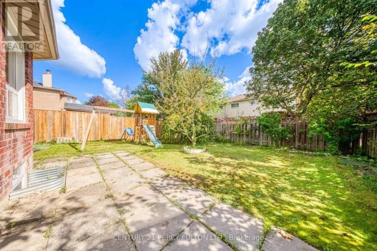 46 HEARNE CRESCENT, Ajax (Central), Ontario, L1T3P6