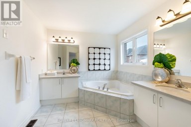 310 TOWER HILL ROAD Richmond Hill (Jefferson) Ontario photo 19