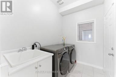 122 MCKENZIE WAY Bradford West Gwillimbury (Bradford) Ontario photo 23