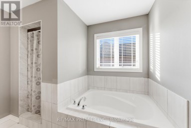 122 MCKENZIE WAY Bradford West Gwillimbury (Bradford) Ontario photo 29