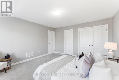 122 MCKENZIE WAY Bradford West Gwillimbury (Bradford) Ontario photo 36