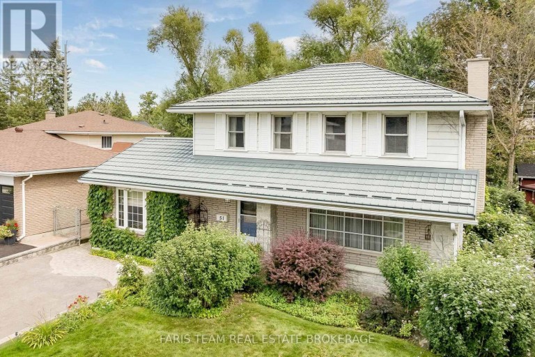 51 DAVIES CRESCENT, Barrie (Grove East), Ontario, L4M2M4