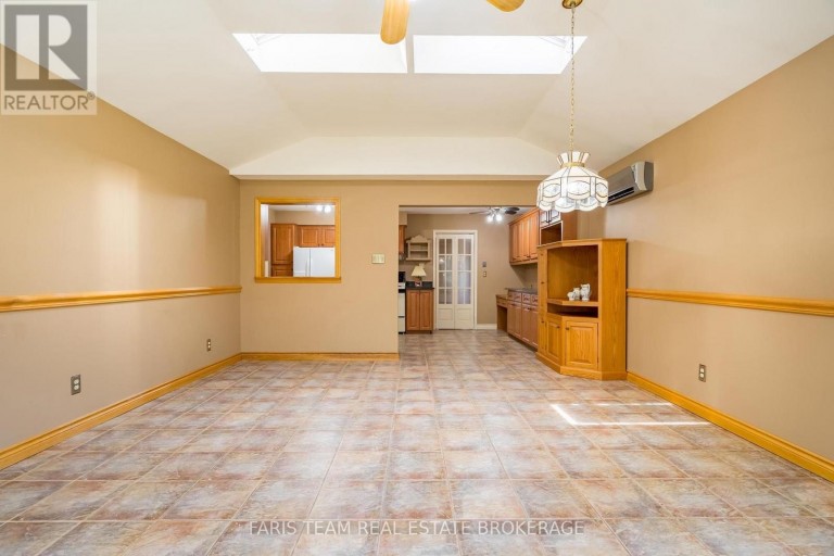 51 DAVIES CRESCENT, Barrie (Grove East), Ontario, L4M2M4