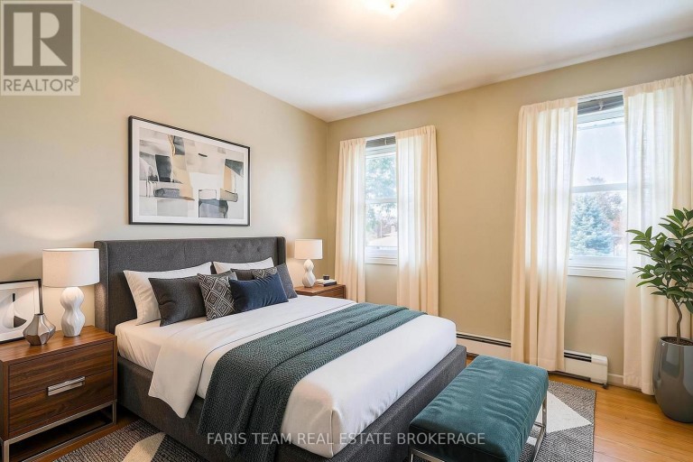 51 DAVIES CRESCENT, Barrie (Grove East), Ontario, L4M2M4