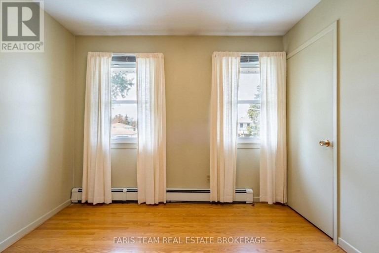 51 DAVIES CRESCENT, Barrie (Grove East), Ontario, L4M2M4