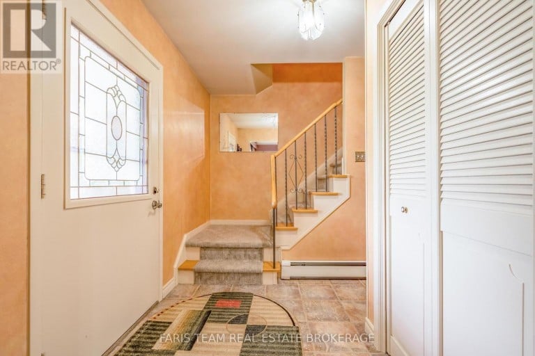 51 DAVIES CRESCENT, Barrie (Grove East), Ontario, L4M2M4