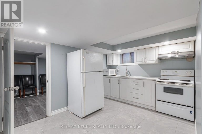 218 ANGELINE STREET N, Kawartha Lakes (Lindsay), Ontario, K9V5E9