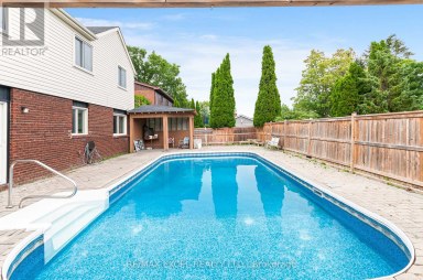 218 ANGELINE STREET N Kawartha Lakes (Lindsay) Ontario photo 6