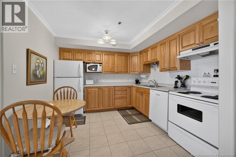 1 Golf Greens Unit# 413, Fredericton, New Brunswick, E3B9T9